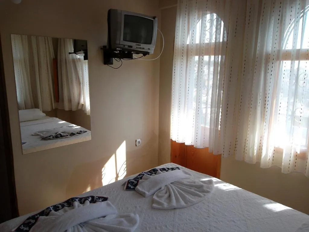 Ersah Hotel Kuşadası 2*,  Türkiye