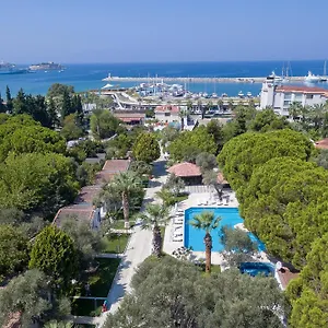 Otel Risus Garden Marina Kuşadası